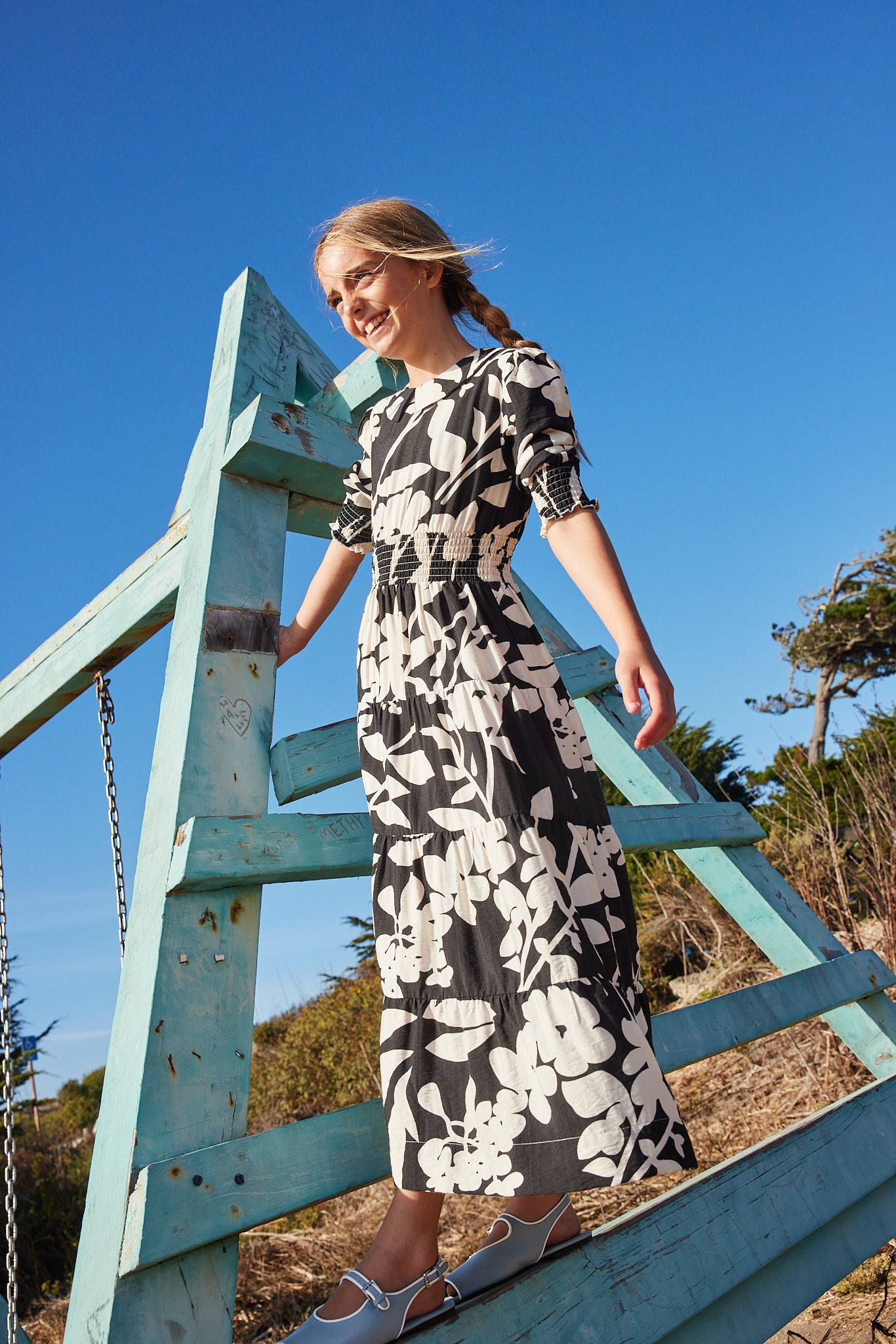 smocked waist dress RILEY MAXI-FLORAL Floral / 6YR Available in sizes XS KissProm Yellow Sweetheart Sheath PromotionName: Up to 75% off Clearance Styles Taille:M