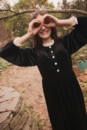 SAWYER VELVET RUFFLE COLLAR MAXI