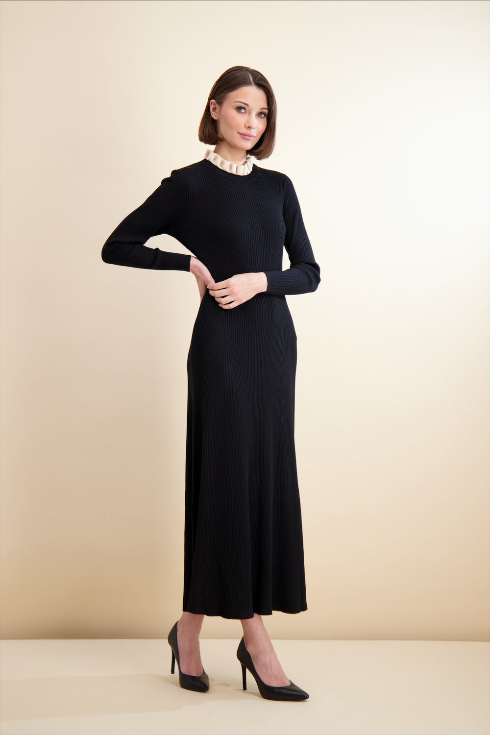 RUFFLE KNIT MAXI