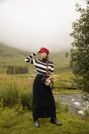 ESSENTIAL CORDUROY SKIRT-BLACK