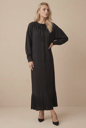 DRAWSTRING FLOUNCE MAXI-BLACK